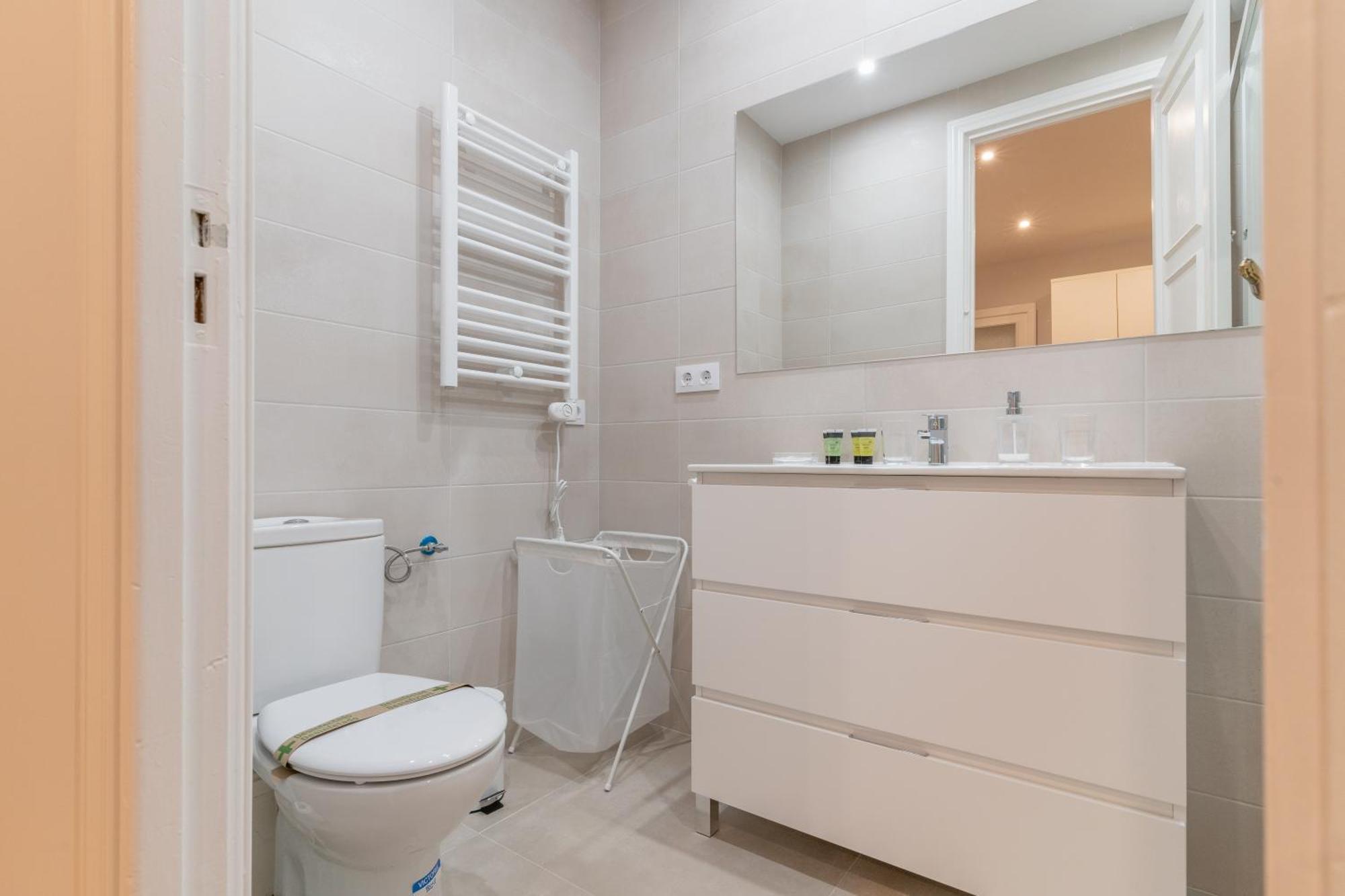 Spacious Central-3Bedrooms 3Bathrooms-Sol Madrid Eksteriør billede