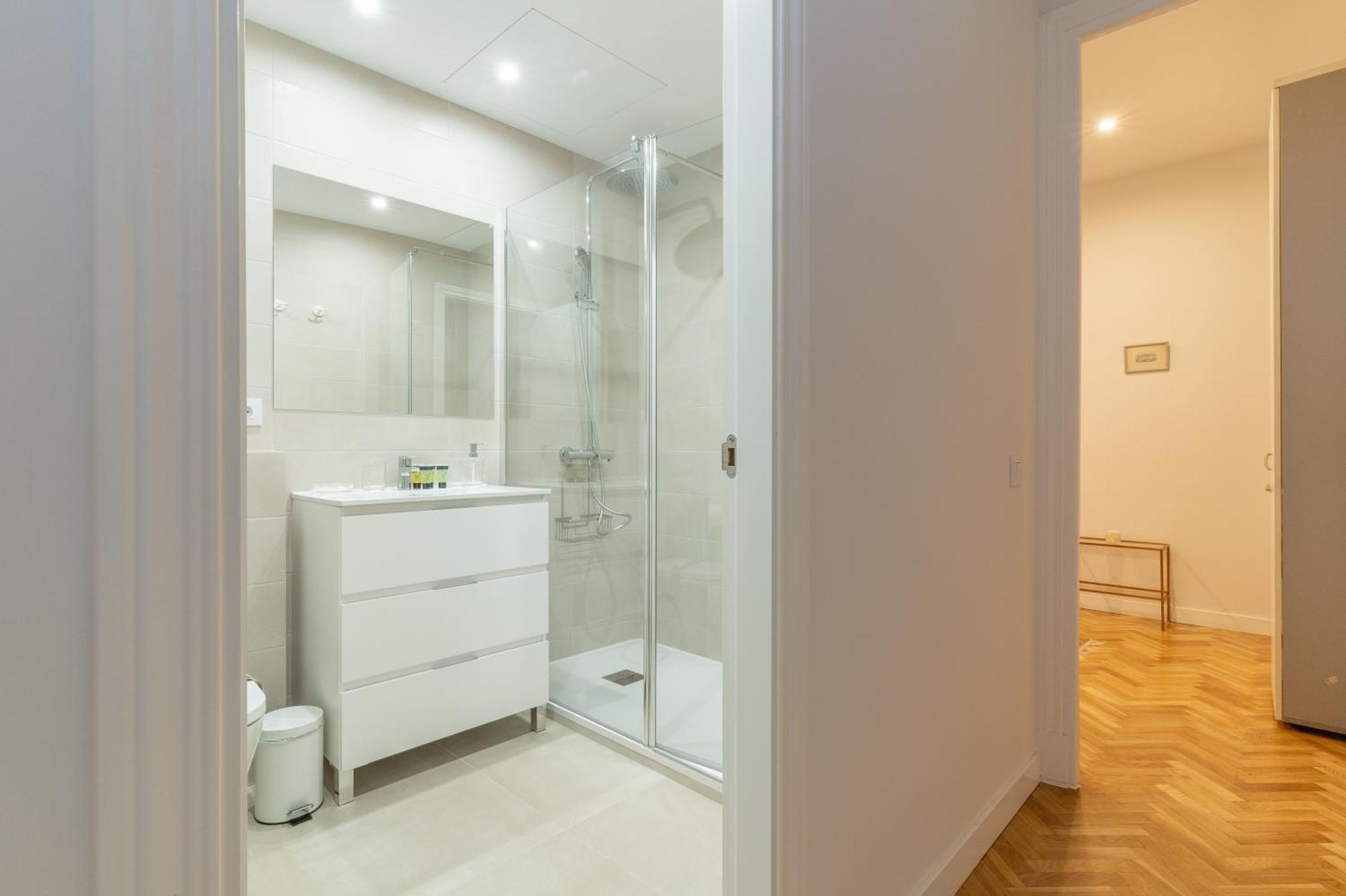 Spacious Central-3Bedrooms 3Bathrooms-Sol Madrid Eksteriør billede